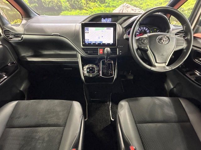 TOYOTA VOXY 2021 Image 31