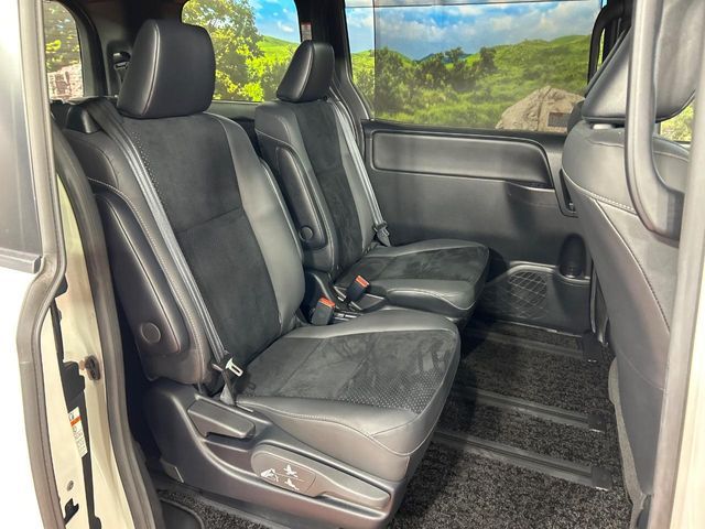 TOYOTA VOXY 2021 Image 31