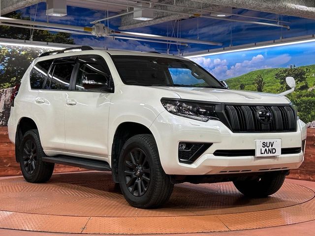 TOYOTA LANDCRUISER PRADO 2023 Image 31