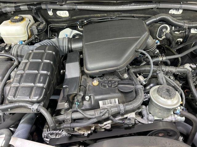 TOYOTA LANDCRUISER PRADO 2023 Image 31