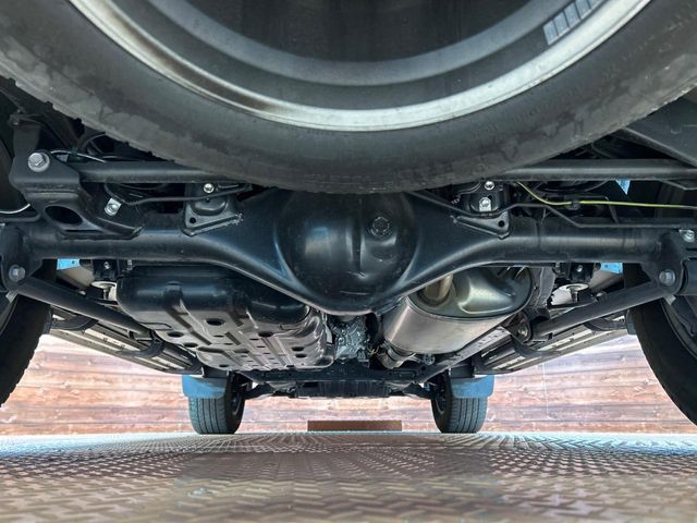 TOYOTA LANDCRUISER PRADO 2023 Image 31