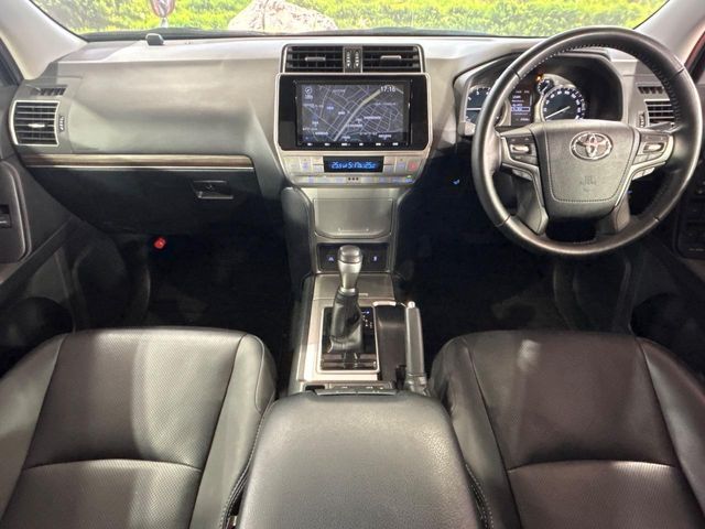 TOYOTA LANDCRUISER PRADO 2023 Image 31