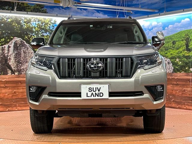 TOYOTA LANDCRUISER PRADO 2023 Image 31