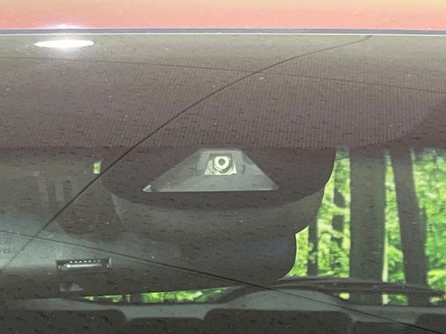 HONDA FIT HYBRID 4WD 2018 Image 31