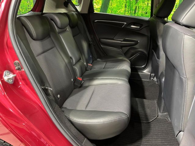 HONDA FIT HYBRID 4WD 2018 Image 31