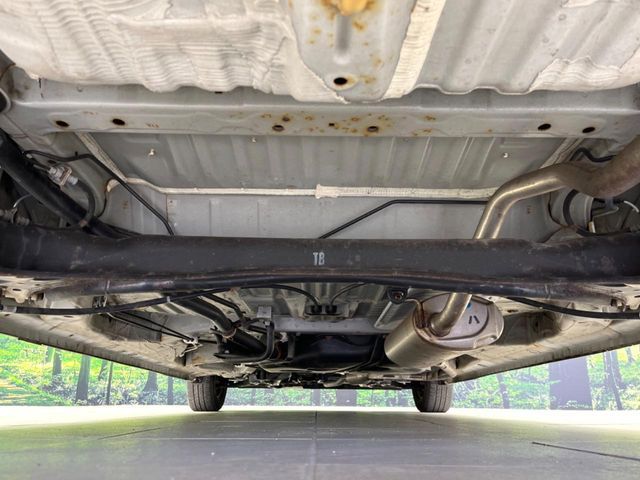 HONDA N BOX 2019 Image 31