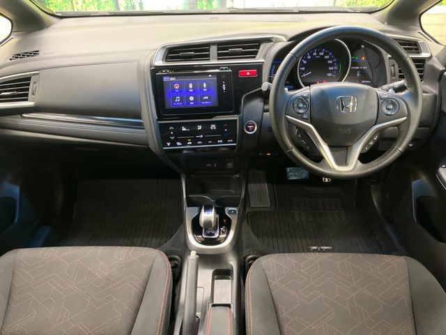 HONDA FIT HYBRID 2013 Image 31
