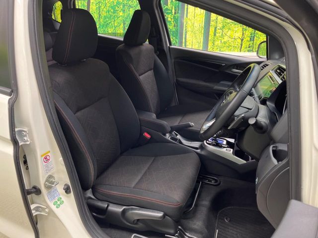 HONDA FIT HYBRID 2013 Image 31