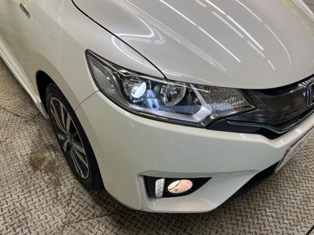 HONDA FIT HYBRID 2013 Image 31