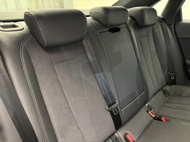 AUDI A4 2023 Image 31