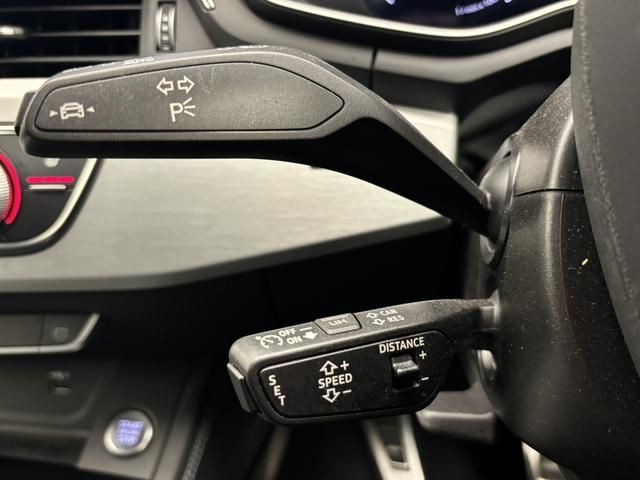 AUDI A4 2023 Image 31