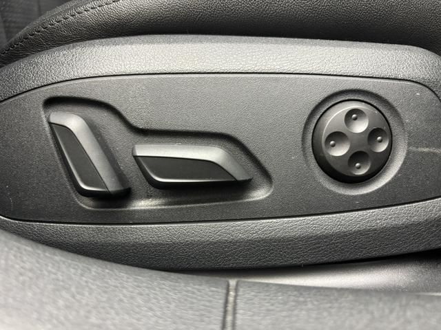 AUDI A4 2023 Image 31