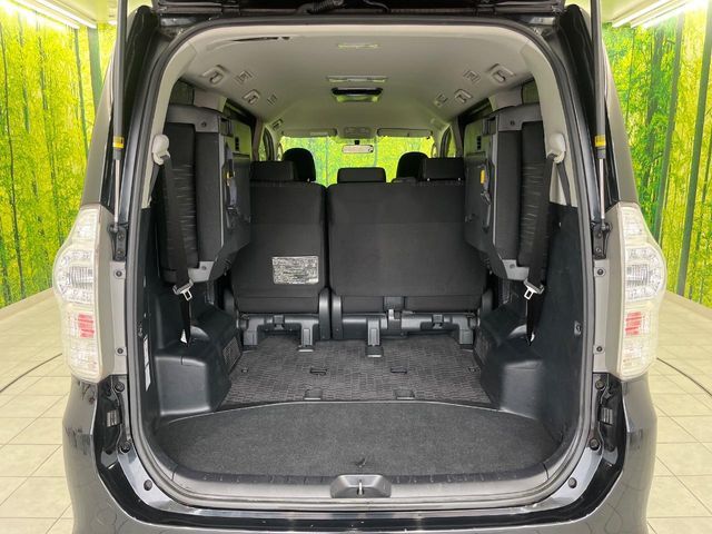 TOYOTA VOXY 4WD 2011 Image 31