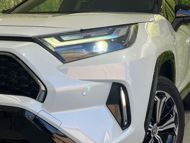 TOYOTA RAV4 PHV 2022 Image 31