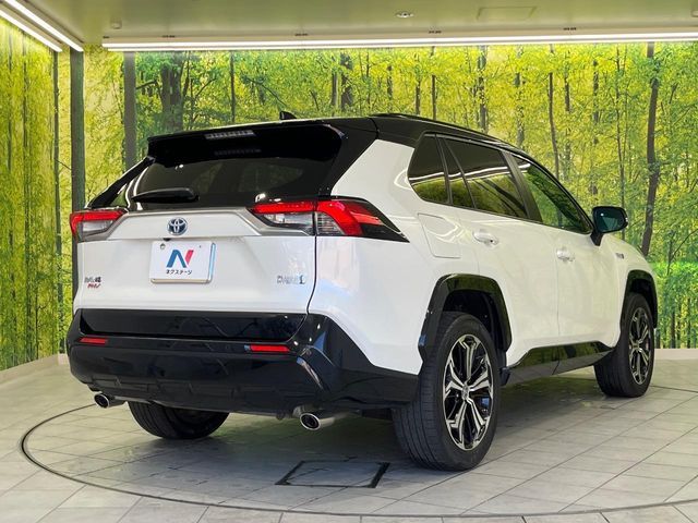 TOYOTA RAV4 PHV 2022 Image 31