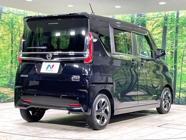 NISSAN ROOX 2023 Image 31