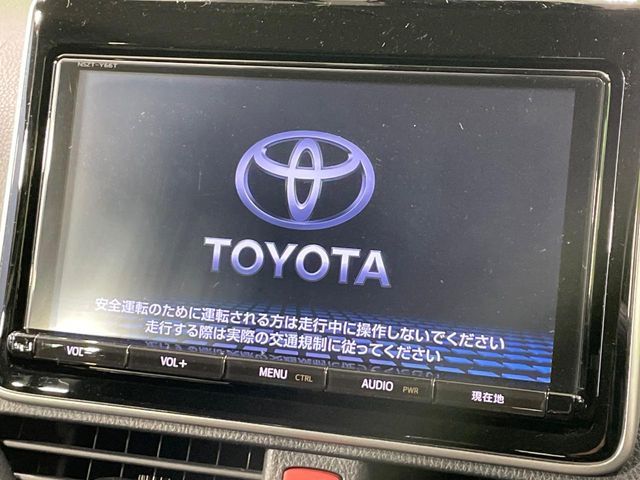TOYOTA VOXY 2016 Image 31