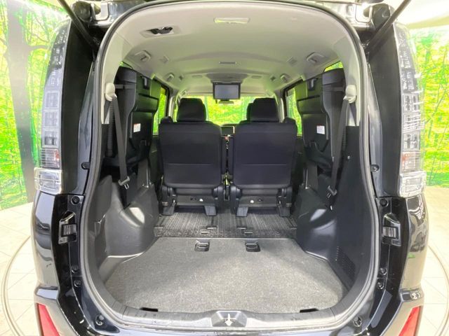 TOYOTA VOXY 2016 Image 31