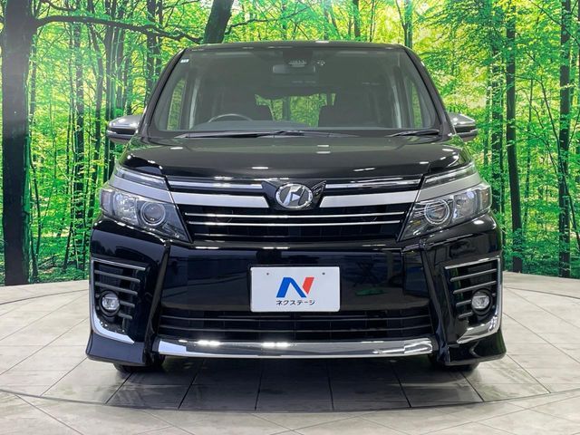 TOYOTA VOXY 2016 Image 31