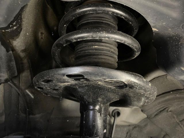 TOYOTA VOXY 2016 Image 31