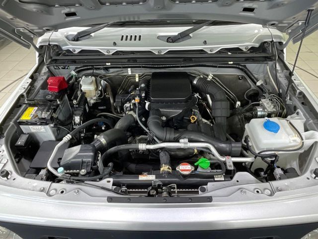 SUZUKI JIMNY 4WD 2018 Image 31