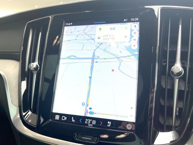 VOLVO V60 2023 Image 31