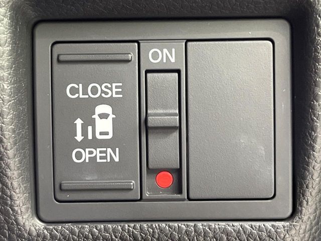 HONDA N BOX CUSTOM 2019 Image 31