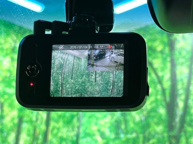 HONDA N BOX CUSTOM 2017 Image 31