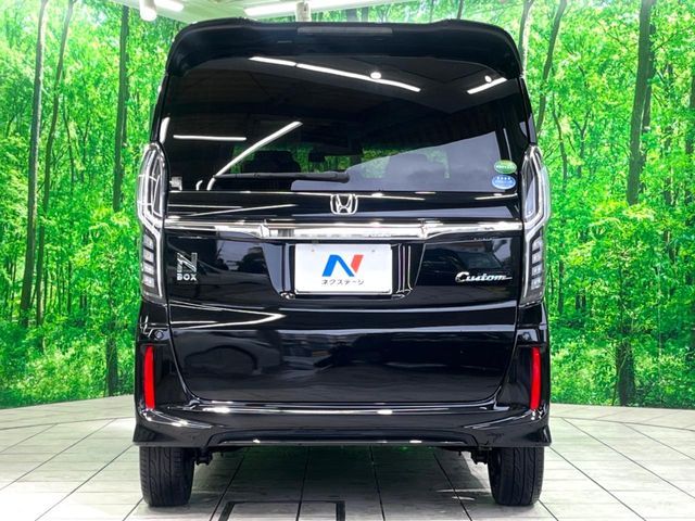 HONDA N BOX CUSTOM 2017 Image 31