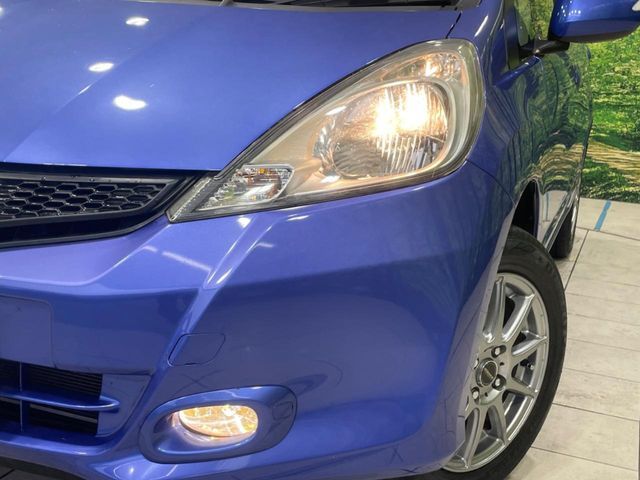 HONDA FIT 4WD 2013 Image 31