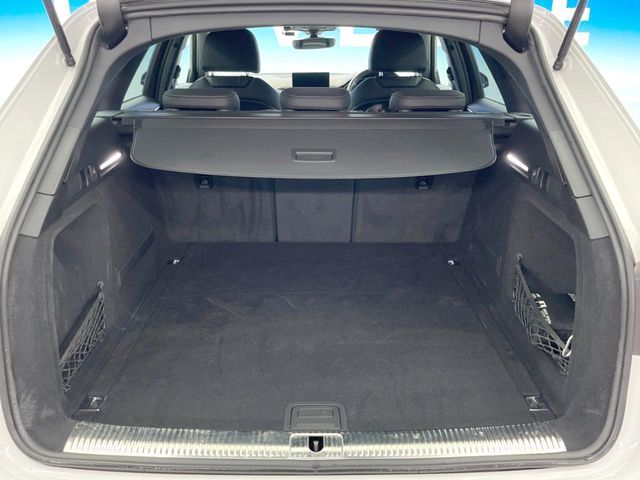 AUDI A4 AVANT 2017 Image 31