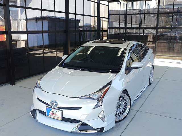 TOYOTA PRIUS 2016 Image 31