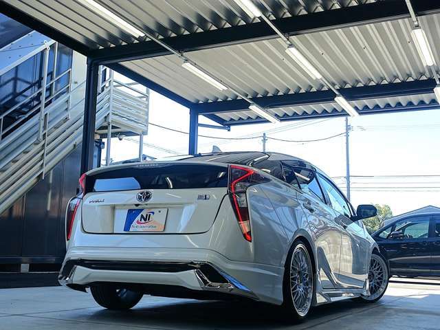 TOYOTA PRIUS 2016 Image 31