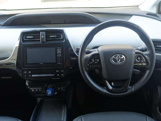 TOYOTA PRIUS 2019 Image 31