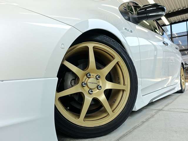 TOYOTA PRIUS 2017 Image 31