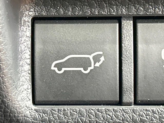 TOYOTA RAV4 HYBRID 4WD 2023 Image 31