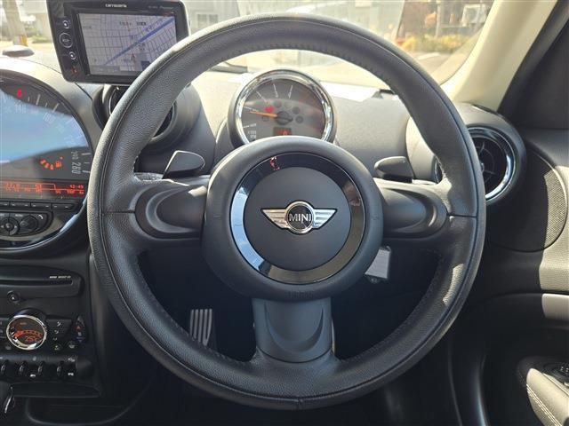 BMW MINI COOPER SD C 2015 Image 31