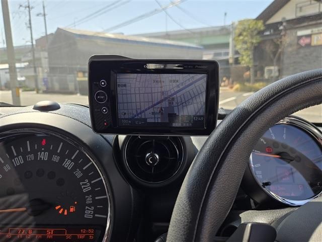 BMW MINI COOPER SD C 2015 Image 31