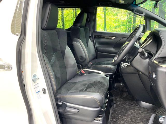 TOYOTA ALPHARD 4WD 2021 Image 31