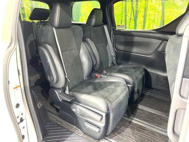 TOYOTA ALPHARD 4WD 2021 Image 31