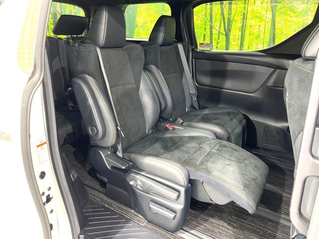 TOYOTA ALPHARD 4WD 2021 Image 31