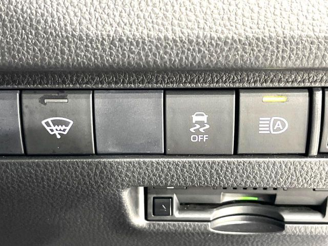 TOYOTA HARRIER 4WD 2020 Image 31