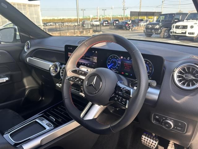 MERCEDES BENZ EQB 2025 Image 31