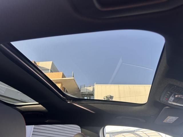 MERCEDES BENZ EQB 2025 Image 31