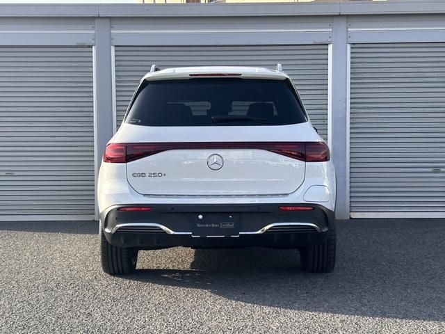 MERCEDES BENZ EQB 2025 Image 31