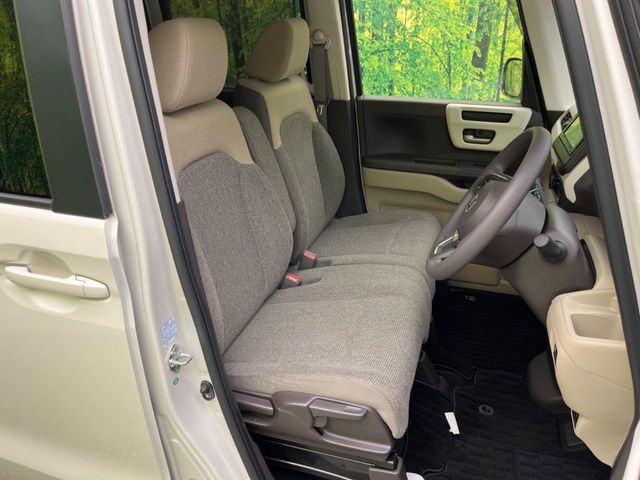 HONDA N BOX 2018 Image 31