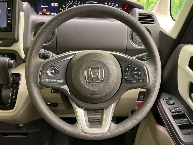 HONDA N BOX 2018 Image 31