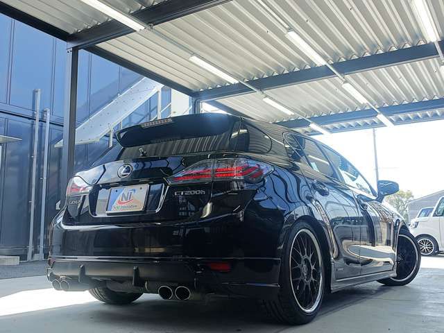 TOYOTA LEXUS CT200H 2011 Image 31