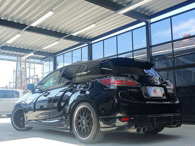 TOYOTA LEXUS CT200H 2011 Image 31