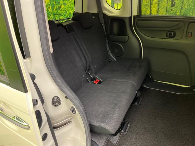 HONDA N BOX 2017 Image 31